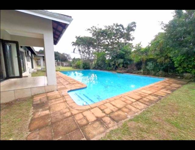 4 BEDROOM HOUSE FOR SALE IN MEER EN SEE